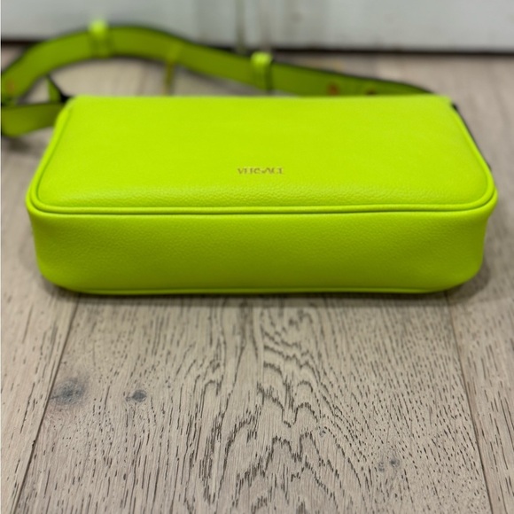 Versace La Medusa Calf Skin Green Pebbled Leather Shoulder Small Bag New NWT - Picture 11 of 15